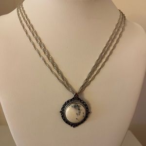 9.25 Sterling twisted curb link w Dendritic Opal Pendant